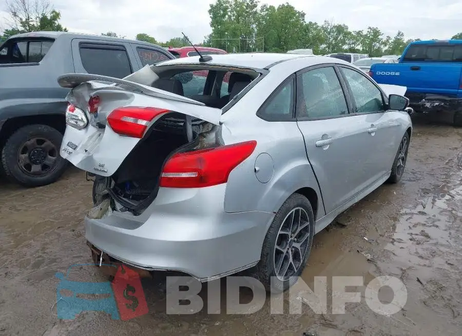 1FADP3F28GL403469 Photo# 4