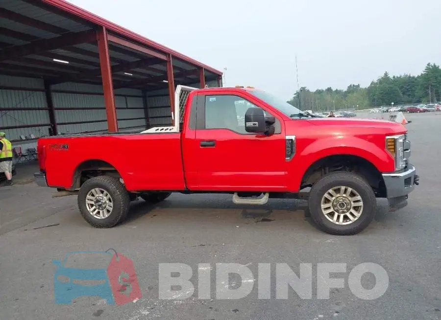 1FTRF3B68JEB87176 Photo# 13