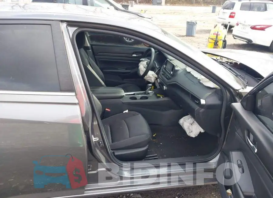 1N4BL4BV7NN334784 Photo# 5