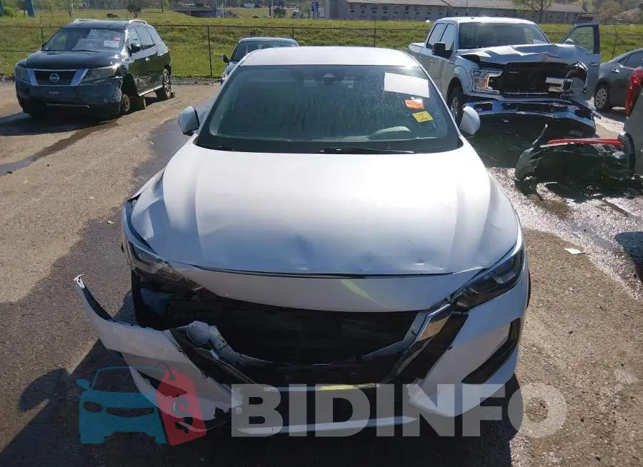 3N1AB8CV9NY215641 Photo# 12