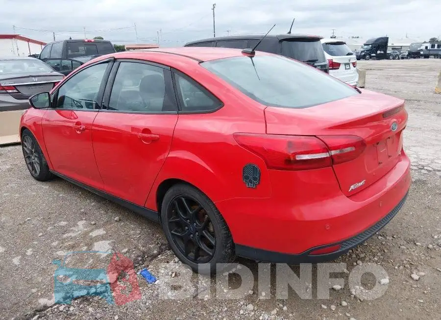 1FADP3F26GL302723 Photo# 3