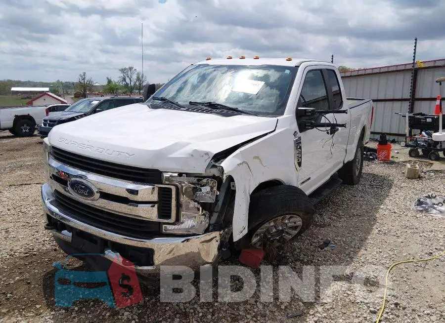 1FT7X2BT6KEC52032 Photo# 6