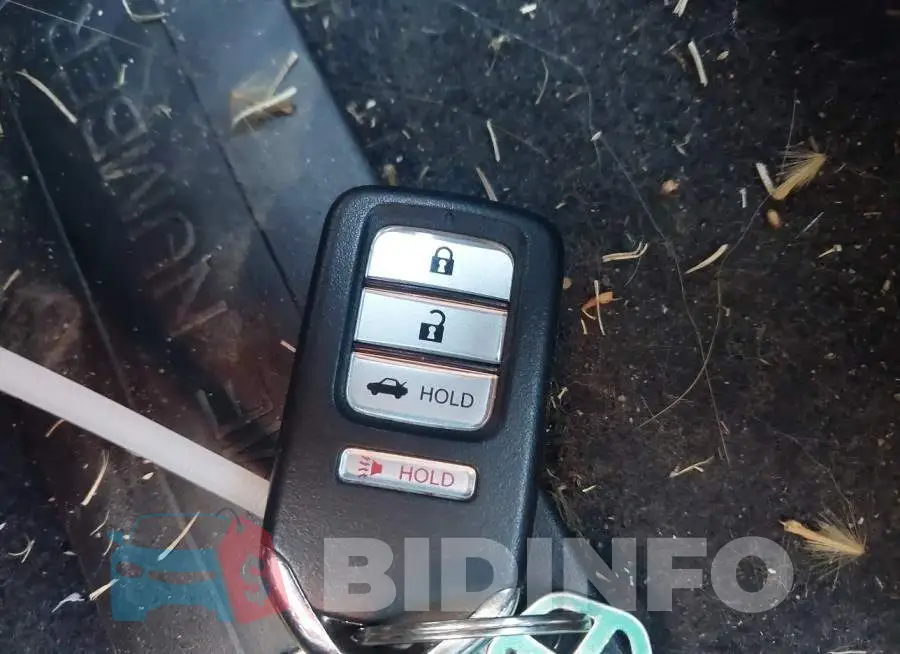 1HGCV1F1XJA102018 Photo# 11