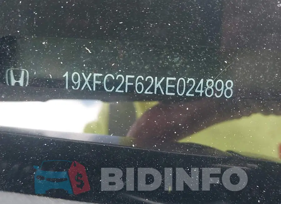19XFC2F62KE024898 Photo# 9