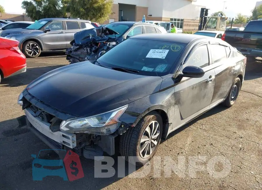 1N4BL4BV6KC175893 Photo# 2