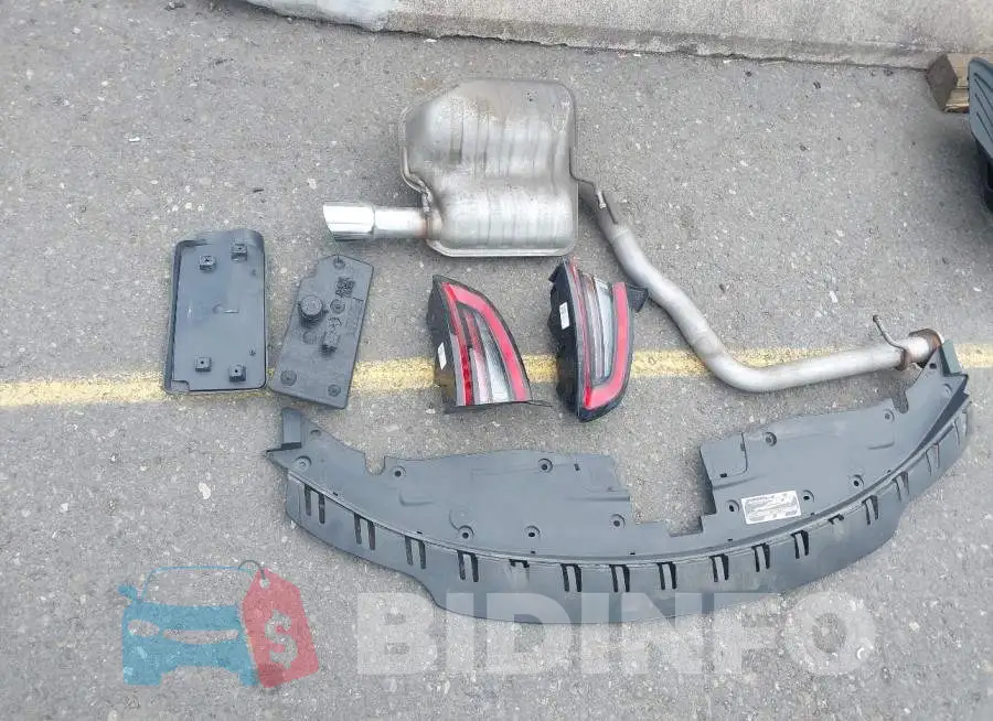 2C3CDXHG3PH511241 Photo# 12