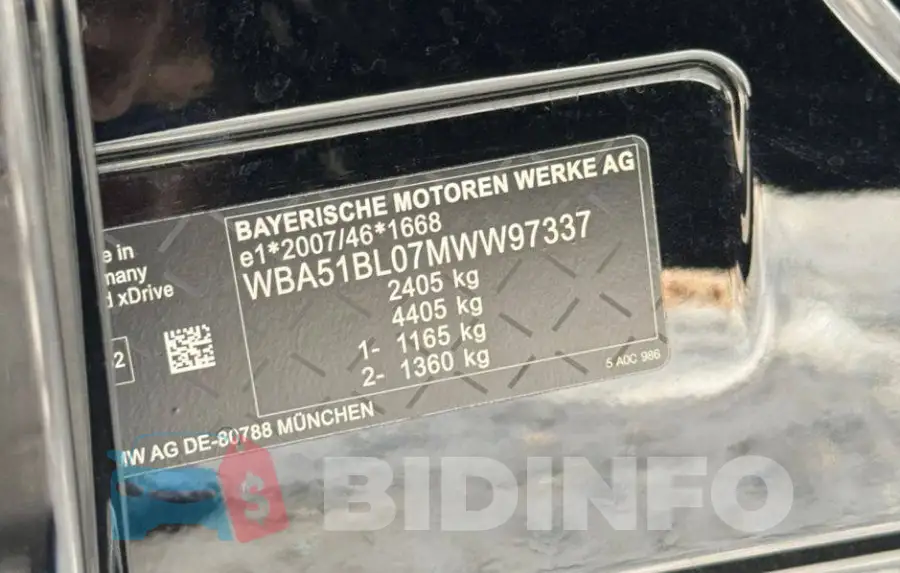 WBA51BL07MWW97337 Photo# 12