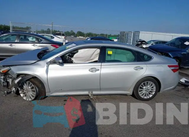 4T1BD1EB6EU027079 Photo# 2