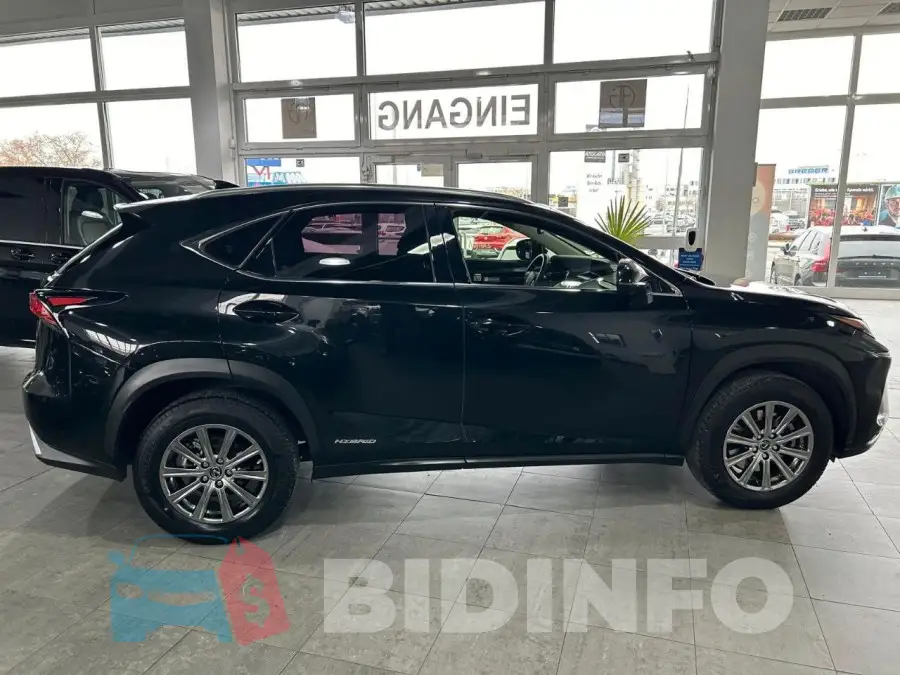 JTJBJRBZ702147939 Photo# 4
