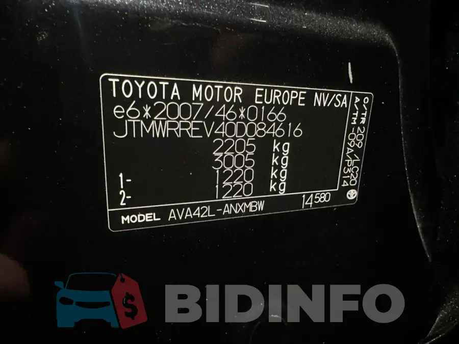 JTMWRREV40D084616 Photo# 16